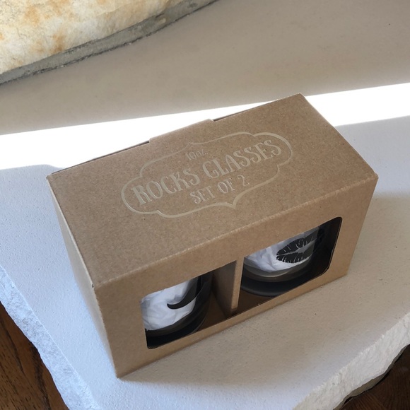🆕 Rocks Glasses Set Mr & Mrs Mustache Lips 10 oz - Picture 8 of 8
